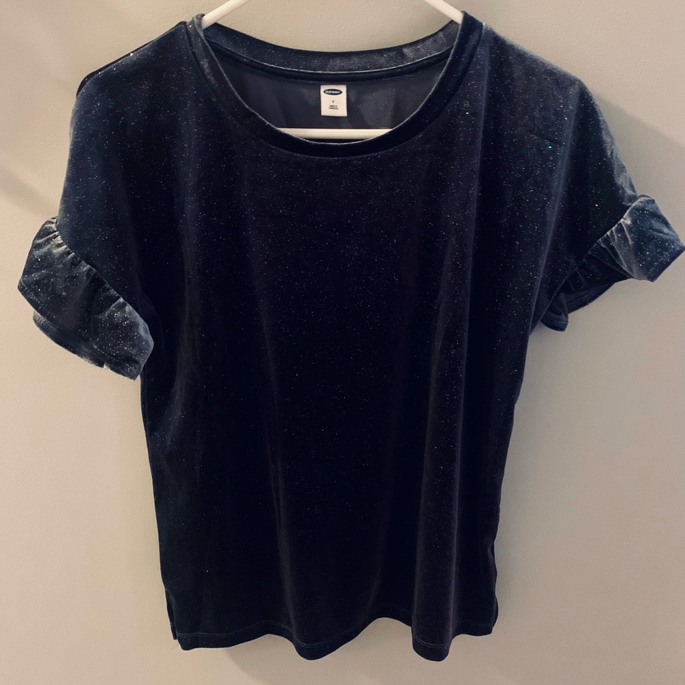Old Navy Velour shimmery ruffle sleeve top Size S